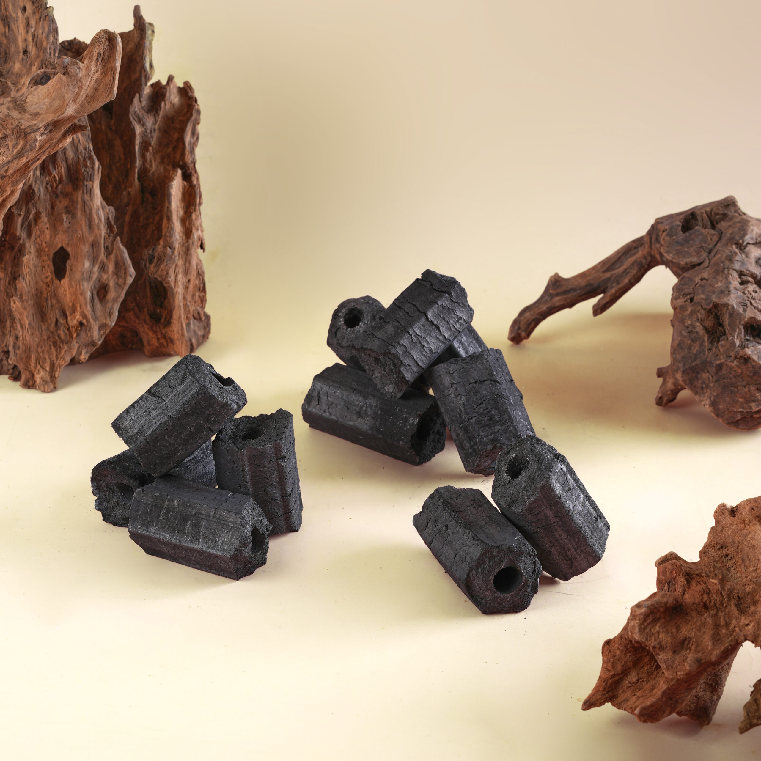 arang-briket-ekonomis-hemat-cost-effective-charcoal-briquette-supplier-indonesia-jakarta