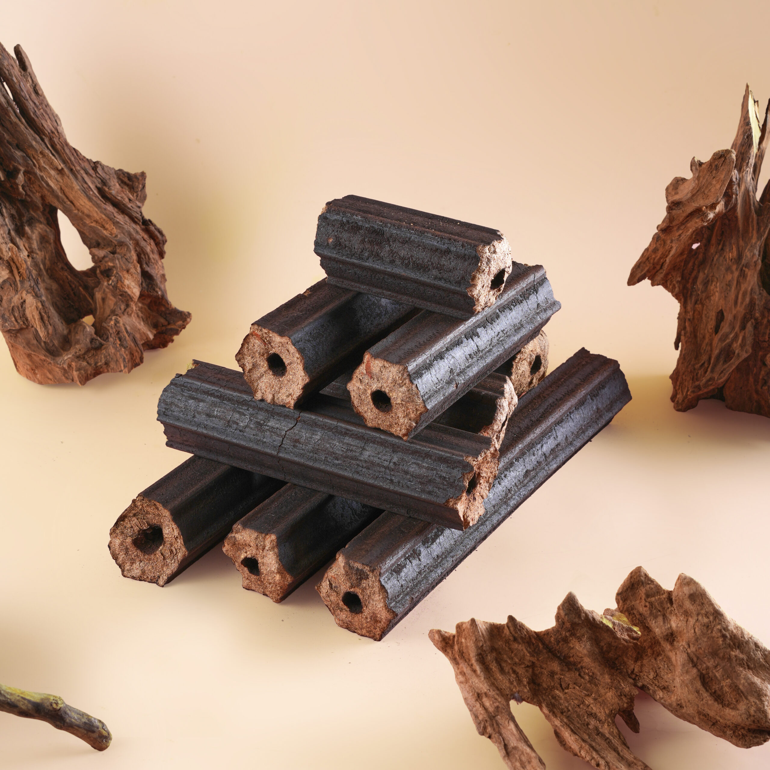 arang-briket-sawdust-mentah-cocok-untuk-industri-harga-murah-grade-premium-jakarta-jawa-indonesia